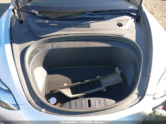 Tesla 2018 2018 5YJ3E1EB1JF055249 Image 10