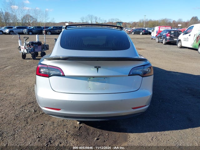 Tesla 2018 2018 5YJ3E1EB1JF055249 Image 16