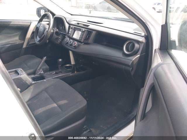 Toyota RAV4 LE 2016 2T3BFREV8GW448296 Image 5