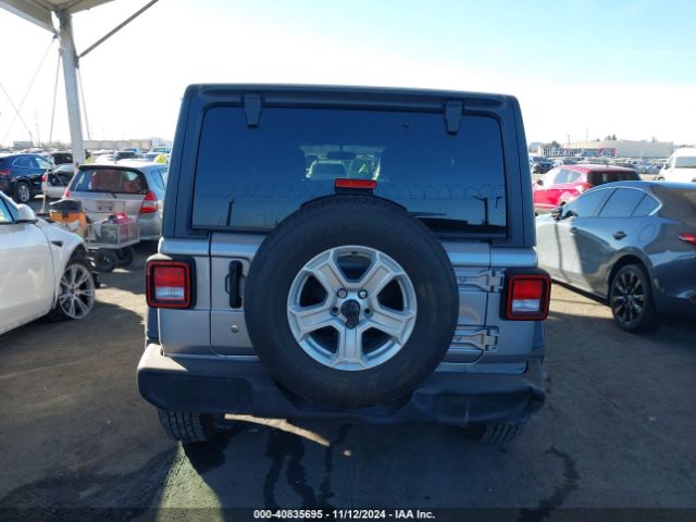 1C4HJXDN1KW569826 Jeep Wrangler Unlimited Sport S 4x4