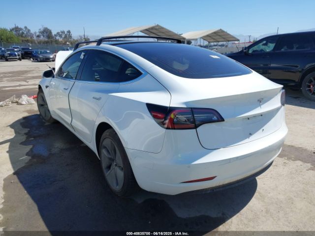 2018 TESLA MODEL 3 5YJ3E1EA7JF019783 Photo 2