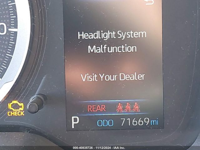 5YFEPMAE1NP292919 Toyota COROLLA LE