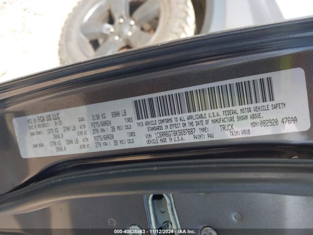 1C6RR6GT6KS697687 RAM 1500 Classic Warlock  4x2 6'4 Box