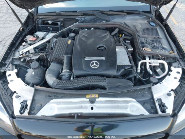 55SWF4JB3FU086686 Mercedes-Benz C 300 Luxury/sport
