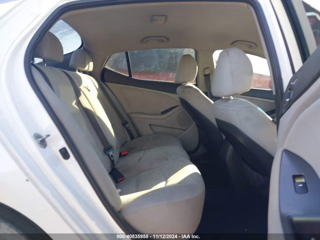 KIA Optima Lx 2014 5XXGM4A73EG261568 Image 8