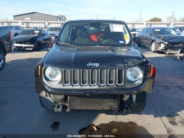 ZACCJAAT3FPB20239 Jeep Renegade Sport