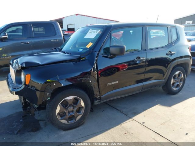 ZACCJAAT3FPB20239 Jeep Renegade Sport