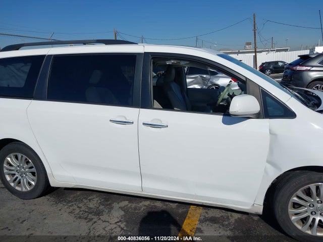 Toyota Sienna Xle/limited 2014 5TDYK3DC9ES458868 Image 13