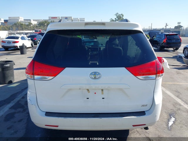 Toyota Sienna Xle/limited 2014 5TDYK3DC9ES458868 Image 16