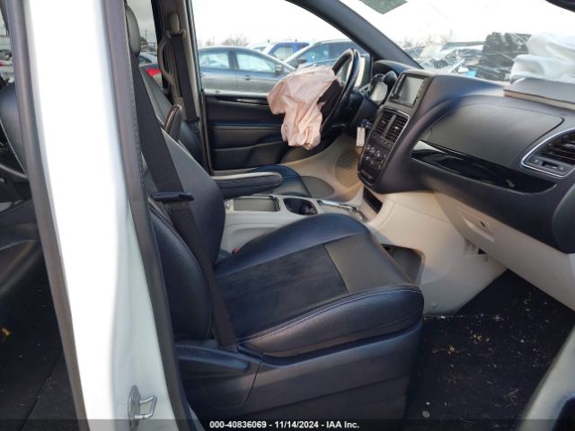 2C4RDGCG3KR783983 Dodge Grand Caravan Sxt