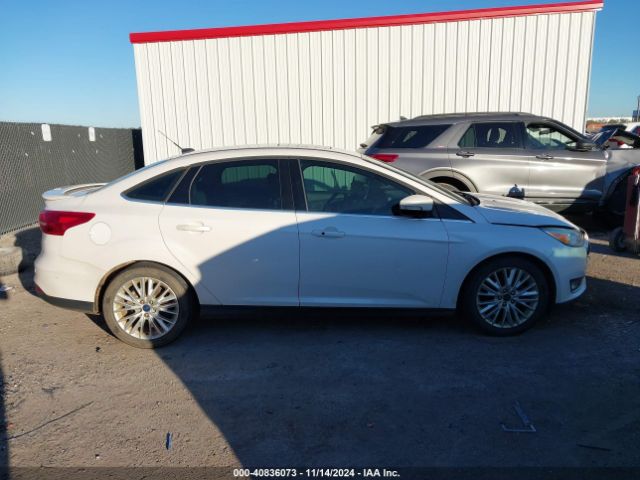 1FADP3J20HL272661 Ford Focus Titanium