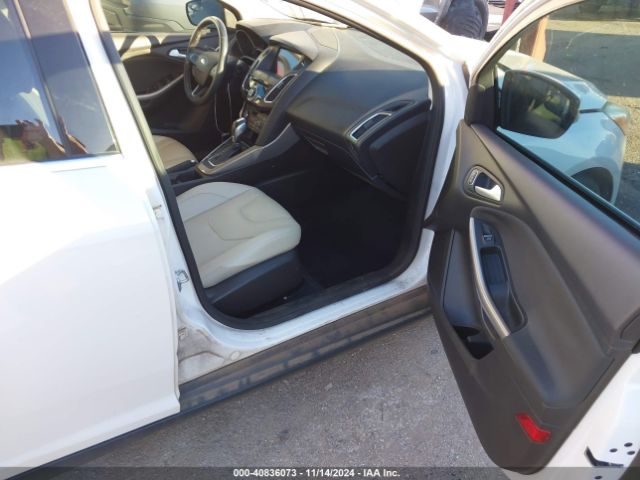 1FADP3J20HL272661 Ford Focus Titanium