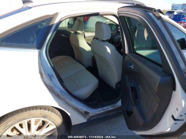 1FADP3J20HL272661 Ford Focus Titanium