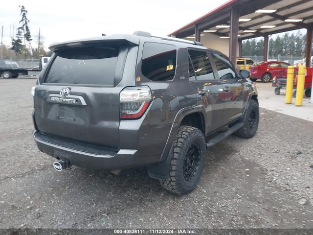 Toyota 4runner Sr5 Premium 2019 JTEBU5JR6K5614222 Image 4