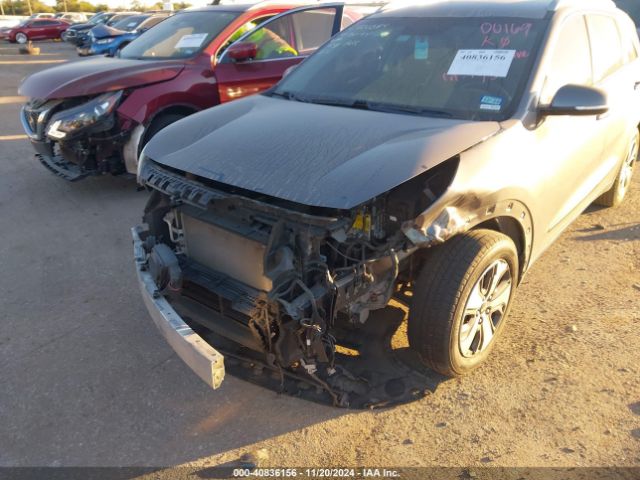 KNDCC3LC7H5044300 KIA NIRO EX