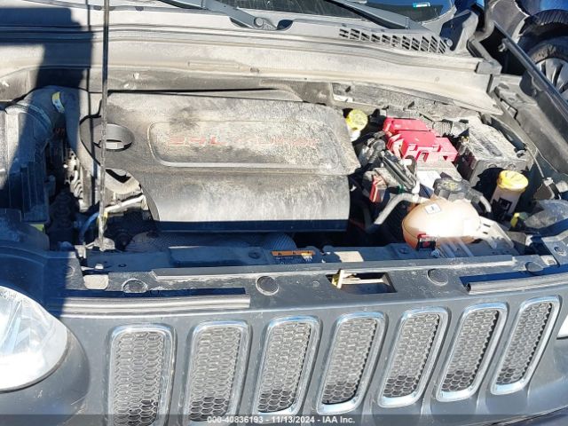 ZACCJBBB6JPJ42883 Jeep Renegade Latitude 4x4