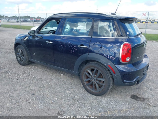 2013 MINI COUNTRYMAN WMWZC5C55DWP34779 Photo 2