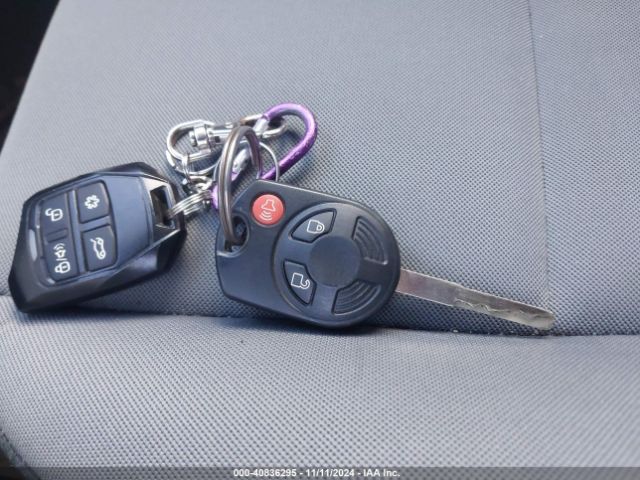1FMCU0GX5EUD73440 Ford ESCAPE SE