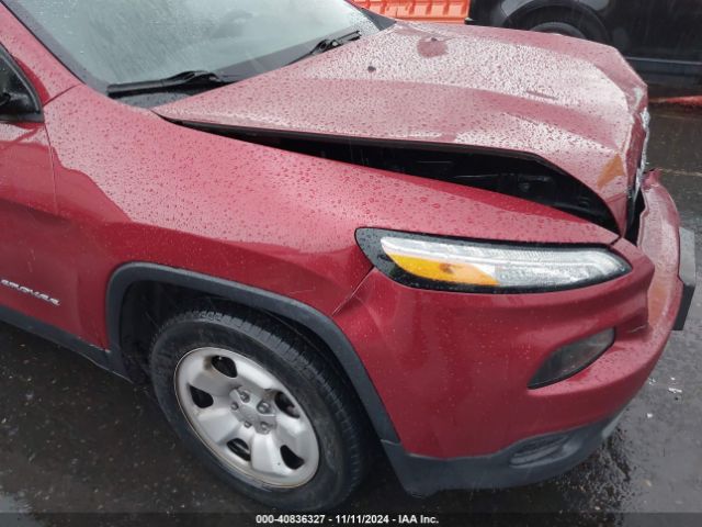 1C4PJLAB4GW264214 Jeep Cherokee Sport