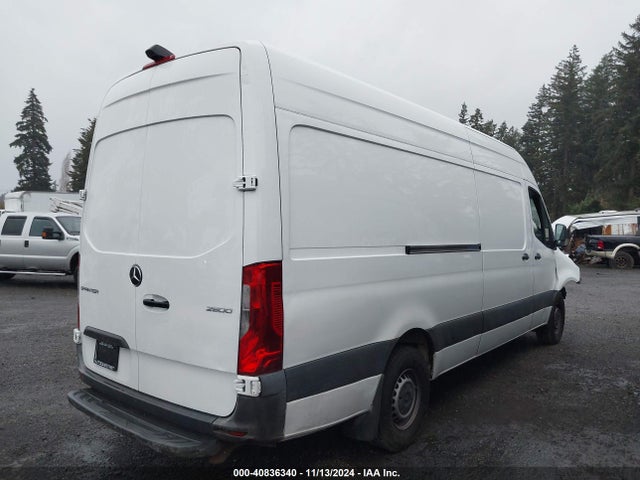 W1Y40CHY0NT095769 Mercedes-Benz Sprinter 2500 High Roof I4