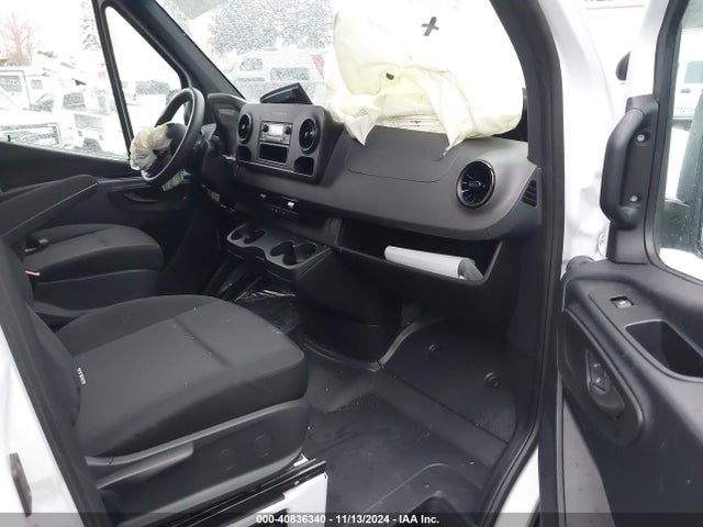 W1Y40CHY0NT095769 Mercedes-Benz Sprinter 2500 High Roof I4