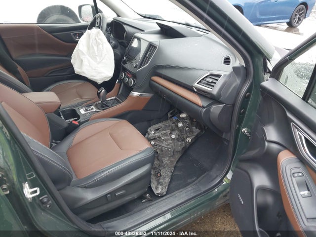 JF2SKARC9NH402664 Subaru Forester Touring
