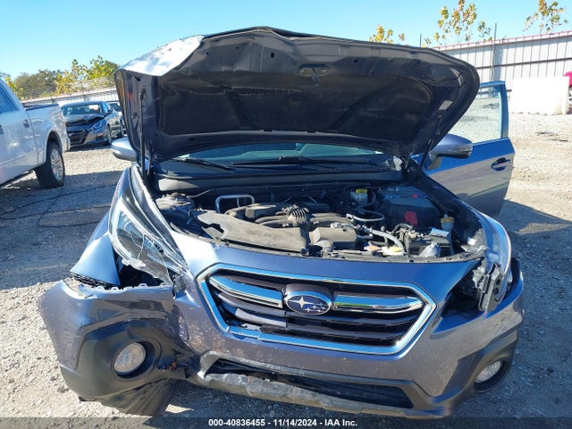 Subaru Outback 2.5i Premium 2018 4S4BSAFC9J3245580 Image 10