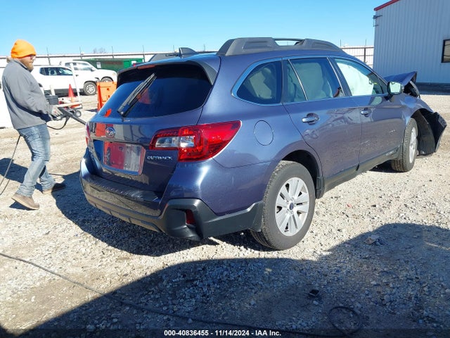 Subaru Outback 2.5i Premium 2018 4S4BSAFC9J3245580 Image 4