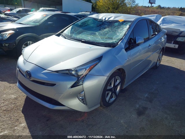 JTDKARFU7H3039196 Toyota Prius