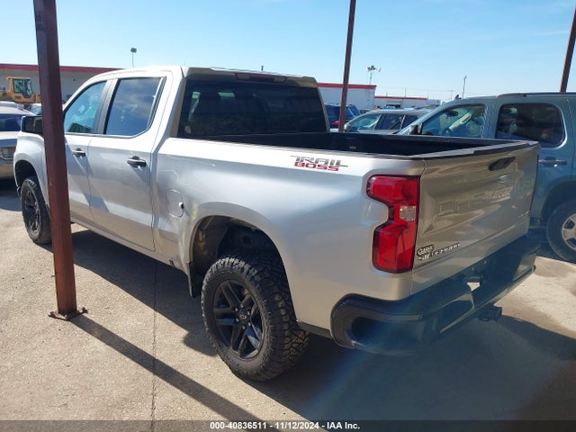 Chevrolet Silverado 1500 Custom Trail Boss 2019 3GCPYCEH3KG122079 Image 3