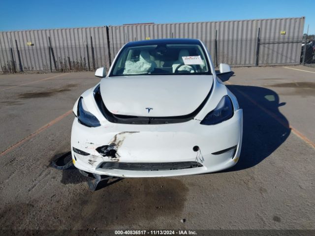 7SAYGDEF9NF563983 Tesla Model Y Performance Dual Motor All-wheel Drive