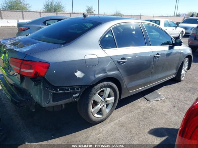 3VWD17AJ1FM410226 Volkswagen Jetta 1.8t Se