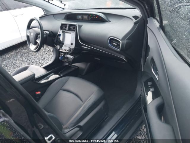 JTDKARFU7H3031874 Toyota Prius Three Touring