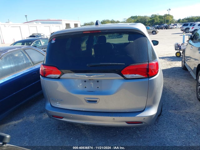 Chrysler PACIFICA L 2018 2C4RC1AG7JR121079 Image 16