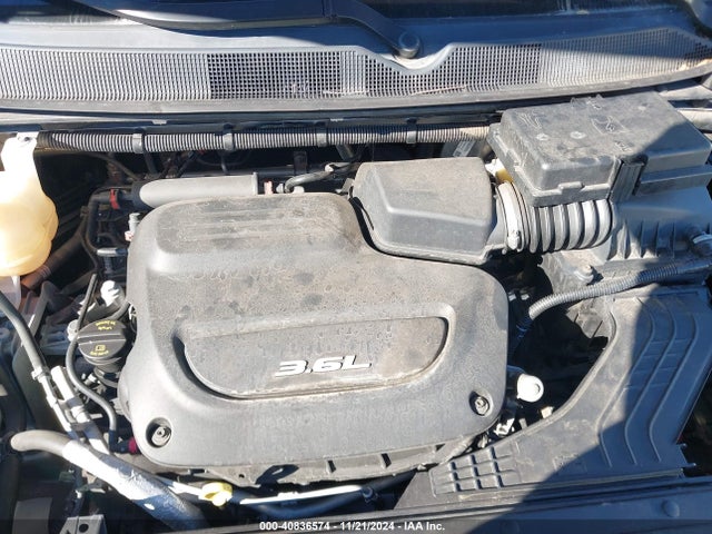 2C4RC1AG7JR121079 Chrysler PACIFICA L