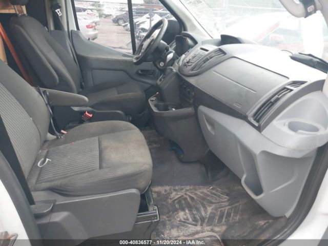 1FTYE1CM9HKB06312 Ford Transit-150