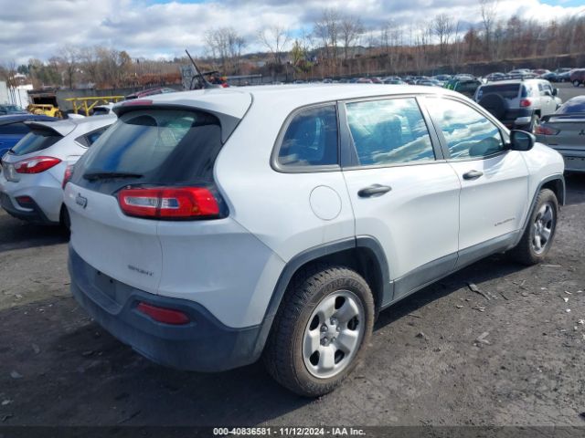 1C4PJMAB1GW314847 Jeep Cherokee Sport