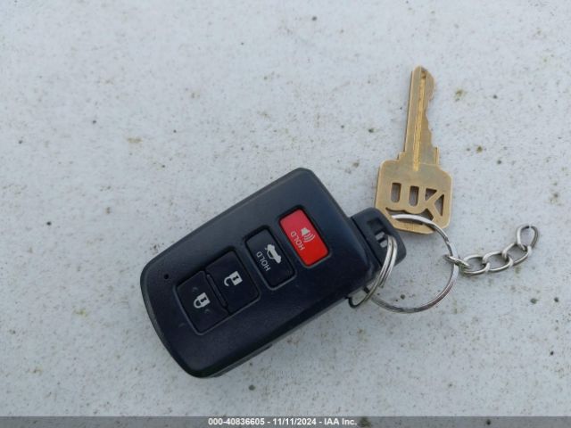 4T4BF1FK8ER381796 Toyota CAMRY XLE
