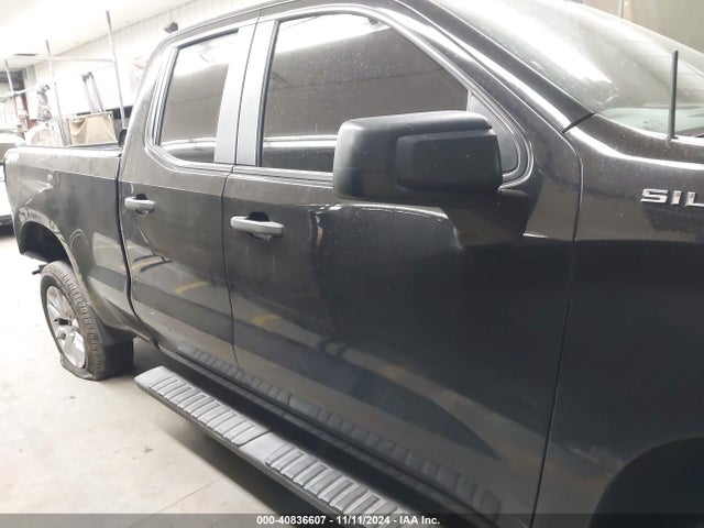 1GCRWBEF0LZ247758 Chevrolet Silverado 1500 2wd  Standard Bed Custom