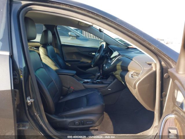 1G1ZH5SXXHF282172 Chevrolet Malibu Premier