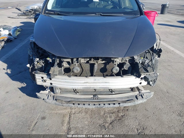 Toyota Prius Two 2018 JTDKBRFU6J3584826 Image 13