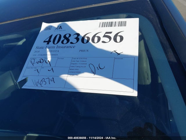Toyota Prius Two 2018 JTDKBRFU6J3584826 Image 18
