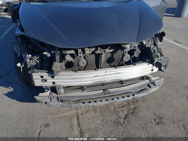 Toyota Prius Two 2018 JTDKBRFU6J3584826 Image 6