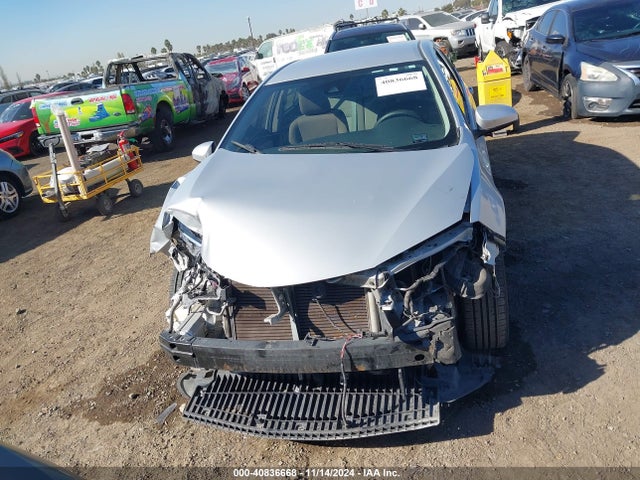 Toyota COROLLA LE 2017 2T1BURHE9HC803005 Image 13
