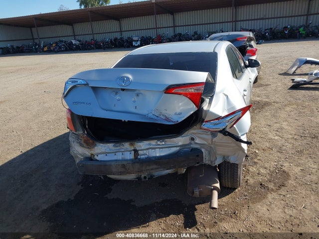 Toyota COROLLA LE 2017 2T1BURHE9HC803005 Image 17
