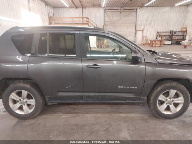 1C4NJDEB0GD758220 Jeep Compass Latitude
