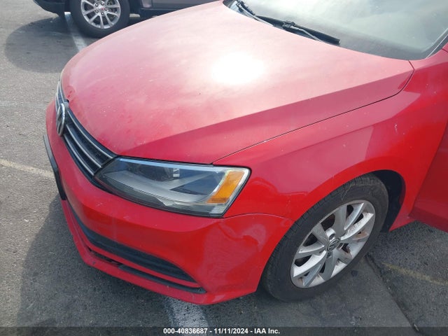 3VWD17AJXFM333825 Volkswagen Jetta 1.8t Se