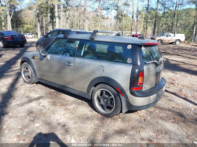 2008 MINI COOPER CLUBMAN WMWML33538TN67621 Photo 2