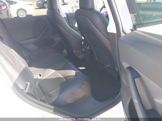2022 TESLA MODEL Y 7SAYGDEE8NF573282 Photo 7