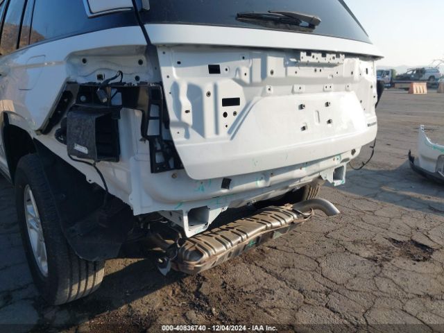 1C4RJGAG9PC563842 Jeep Grand Cherokee Laredo 4x2